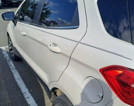 Білий Форд Екоспорт, об'ємом двигуна 1 л та пробігом 46 тис. км за 10500 $, фото 5 на Automoto.ua