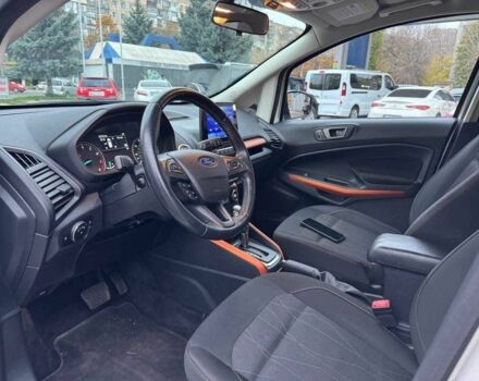 Белый Форд Экоспорт, объемом двигателя 2 л и пробегом 155 тыс. км за 13900 $, фото 10 на Automoto.ua