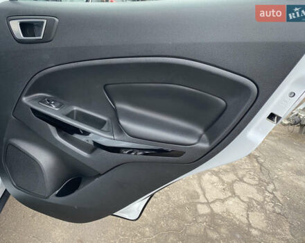 Білий Форд Екоспорт, об'ємом двигуна 1 л та пробігом 45 тис. км за 15900 $, фото 20 на Automoto.ua