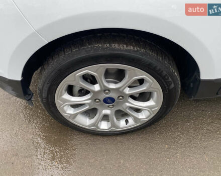 Білий Форд Екоспорт, об'ємом двигуна 1 л та пробігом 45 тис. км за 15900 $, фото 30 на Automoto.ua