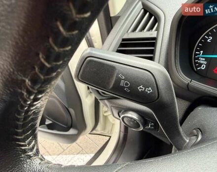 Белый Форд Экоспорт, объемом двигателя 2 л и пробегом 82 тыс. км за 13990 $, фото 17 на Automoto.ua