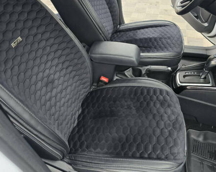 Форд Экоспорт 2020 в Киеве на Automoto.ua Белый Форд Экоспорт, объемом двигателя 1 л и пробегом 45 тыс. км за 16600 $, фото 25 на Automoto.ua