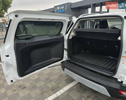 Форд Экоспорт 2020 в Киеве на Automoto.ua Белый Форд Экоспорт, объемом двигателя 1 л и пробегом 45 тыс. км за 16600 $, фото 21 на Automoto.ua