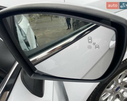 Білий Форд Екоспорт, об'ємом двигуна 1 л та пробігом 45 тис. км за 15900 $, фото 33 на Automoto.ua