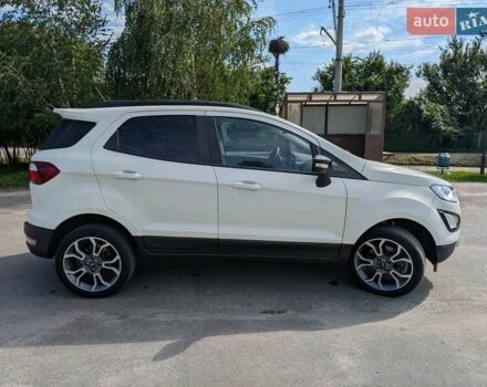 Белый Форд Экоспорт, объемом двигателя 2 л и пробегом 82 тыс. км за 12890 $, фото 1 на Automoto.ua