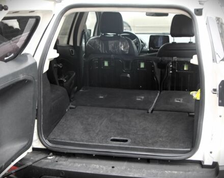 Форд Экоспорт 2020 в Одессе на Automoto.ua Белый Форд Экоспорт, объемом двигателя 1.99 л и пробегом 105 тыс. км за 14700 $, фото 10 на Automoto.ua