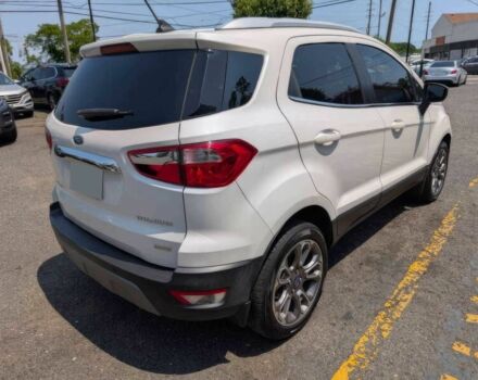 Белый Форд Экоспорт, объемом двигателя 1 л и пробегом 33 тыс. км за 4000 $, фото 5 на Automoto.ua