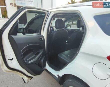 Белый Форд Экоспорт, объемом двигателя 2 л и пробегом 89 тыс. км за 14700 $, фото 5 на Automoto.ua