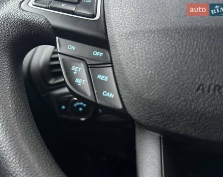 Белый Форд Экоспорт, объемом двигателя 2 л и пробегом 66 тыс. км за 13000 $, фото 35 на Automoto.ua