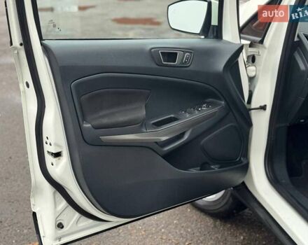 Белый Форд Экоспорт, объемом двигателя 2 л и пробегом 66 тыс. км за 13000 $, фото 11 на Automoto.ua