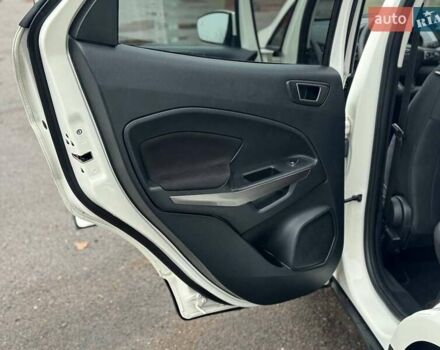 Белый Форд Экоспорт, объемом двигателя 2 л и пробегом 66 тыс. км за 13000 $, фото 13 на Automoto.ua