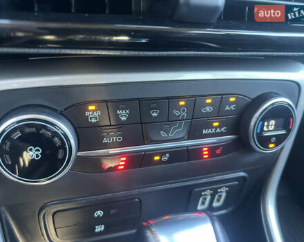 Черный Форд Экоспорт, объемом двигателя 0 л и пробегом 63 тыс. км за 12650 $, фото 36 на Automoto.ua