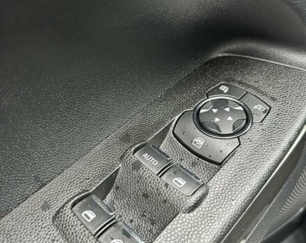 Чорний Форд Екоспорт, об'ємом двигуна 2 л та пробігом 101 тис. км за 14500 $, фото 24 на Automoto.ua