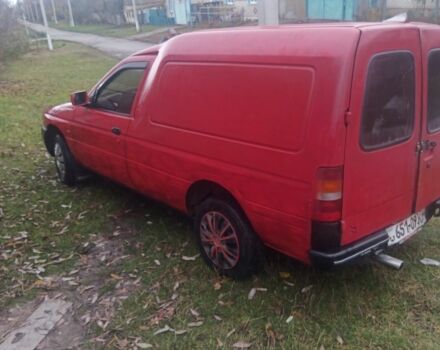 Красный Форд Экоспорт, объемом двигателя 1 л и пробегом 200 тыс. км за 597 $, фото 3 на Automoto.ua