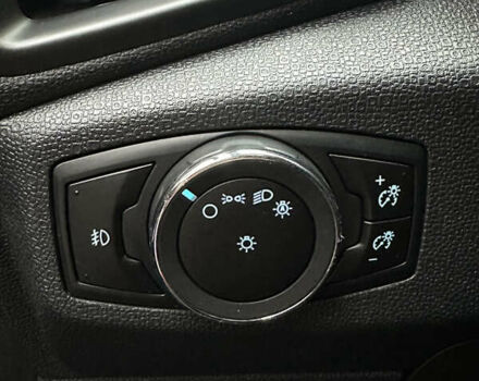 Красный Форд Экоспорт, объемом двигателя 2 л и пробегом 43 тыс. км за 14200 $, фото 22 на Automoto.ua