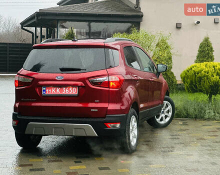 Красный Форд Экоспорт, объемом двигателя 1 л и пробегом 154 тыс. км за 10500 $, фото 1 на Automoto.ua