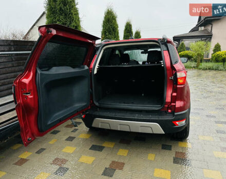 Красный Форд Экоспорт, объемом двигателя 1 л и пробегом 154 тыс. км за 10500 $, фото 18 на Automoto.ua