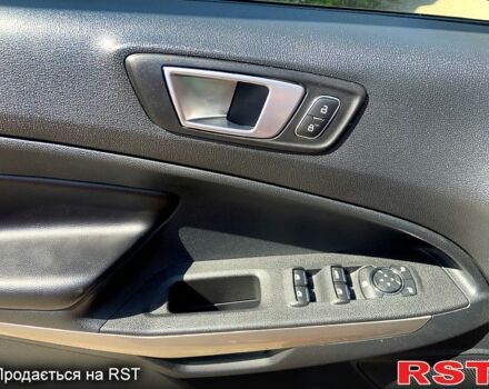 Красный Форд Экоспорт, объемом двигателя 2 л и пробегом 34 тыс. км за 13590 $, фото 6 на Automoto.ua