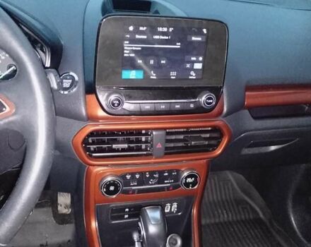 Красный Форд Экоспорт, объемом двигателя 2 л и пробегом 147 тыс. км за 12000 $, фото 7 на Automoto.ua