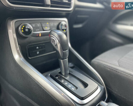 Форд Экоспорт 2019 в Кременчуге на Automoto.ua Красный Форд Экоспорт, объемом двигателя 2 л и пробегом 111 тыс. км за 11500 $, фото 20 на Automoto.ua