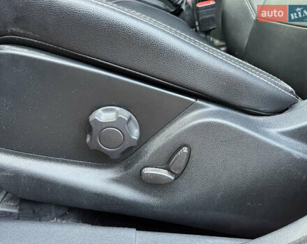 Красный Форд Экоспорт, объемом двигателя 2 л и пробегом 108 тыс. км за 9700 $, фото 11 на Automoto.ua