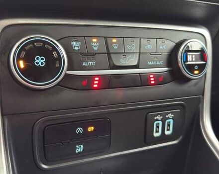 Форд Экоспорт, объемом двигателя 2 л и пробегом 61 тыс. км за 15000 $, фото 24 на Automoto.ua