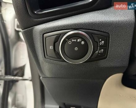 Серый Форд Экоспорт, объемом двигателя 2 л и пробегом 45 тыс. км за 13990 $, фото 20 на Automoto.ua
