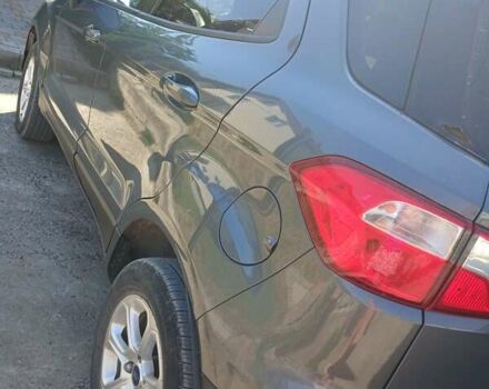 Серый Форд Экоспорт, объемом двигателя 2 л и пробегом 116 тыс. км за 9999 $, фото 4 на Automoto.ua