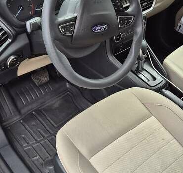 Серый Форд Экоспорт, объемом двигателя 2 л и пробегом 142 тыс. км за 11500 $, фото 3 на Automoto.ua