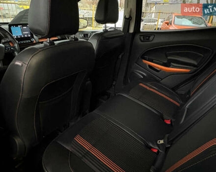 Серый Форд Экоспорт, объемом двигателя 2 л и пробегом 129 тыс. км за 12500 $, фото 17 на Automoto.ua