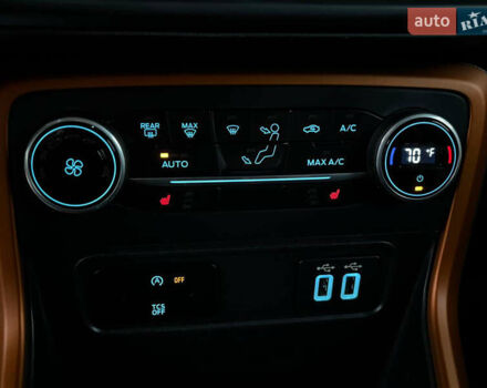 Серый Форд Экоспорт, объемом двигателя 2 л и пробегом 129 тыс. км за 12500 $, фото 14 на Automoto.ua