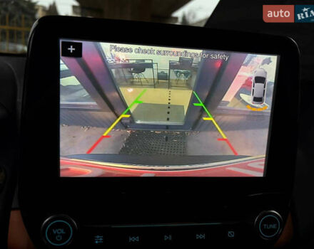 Серый Форд Экоспорт, объемом двигателя 2 л и пробегом 129 тыс. км за 12500 $, фото 6 на Automoto.ua