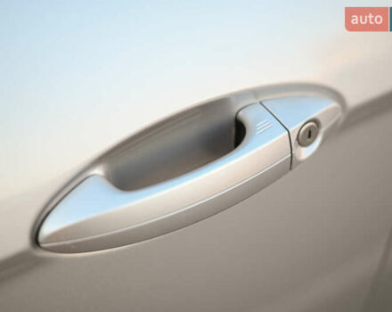 Серый Форд Экоспорт, объемом двигателя 2 л и пробегом 154 тыс. км за 11300 $, фото 9 на Automoto.ua