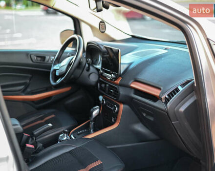 Серый Форд Экоспорт, объемом двигателя 2 л и пробегом 154 тыс. км за 11300 $, фото 16 на Automoto.ua