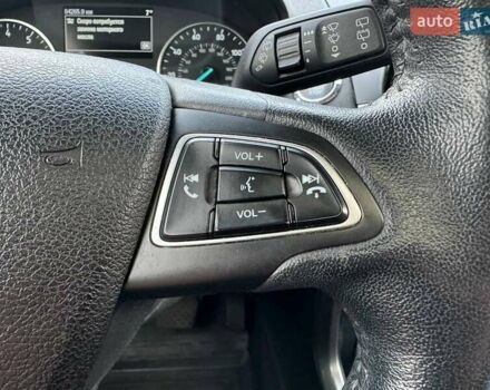 Сірий Форд Екоспорт, об'ємом двигуна 0.99 л та пробігом 84 тис. км за 11990 $, фото 18 на Automoto.ua