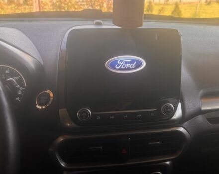 Серый Форд Экоспорт, объемом двигателя 2 л и пробегом 82 тыс. км за 11500 $, фото 2 на Automoto.ua