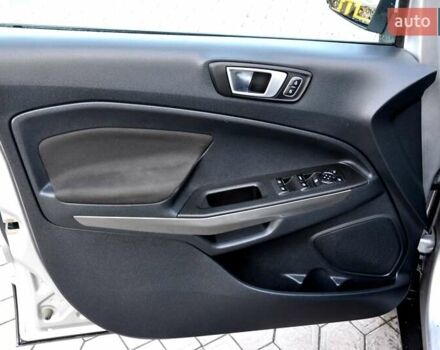 Серый Форд Экоспорт, объемом двигателя 2 л и пробегом 115 тыс. км за 10400 $, фото 15 на Automoto.ua