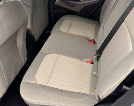 Серый Форд Экоспорт, объемом двигателя 1 л и пробегом 89 тыс. км за 10900 $, фото 15 на Automoto.ua