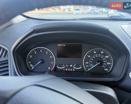 Серый Форд Экоспорт, объемом двигателя 2 л и пробегом 31 тыс. км за 14200 $, фото 6 на Automoto.ua