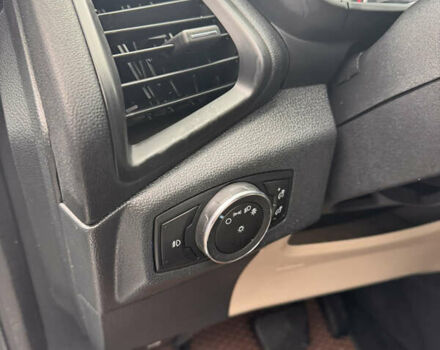 Серый Форд Экоспорт, объемом двигателя 1 л и пробегом 89 тыс. км за 10900 $, фото 9 на Automoto.ua