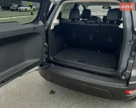 Серый Форд Экоспорт, объемом двигателя 2 л и пробегом 132 тыс. км за 12500 $, фото 5 на Automoto.ua