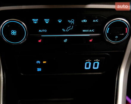 Серый Форд Экоспорт, объемом двигателя 2 л и пробегом 217 тыс. км за 12900 $, фото 17 на Automoto.ua