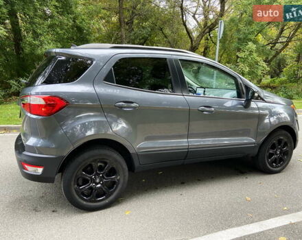 Серый Форд Экоспорт, объемом двигателя 1 л и пробегом 55 тыс. км за 12500 $, фото 5 на Automoto.ua