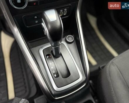 Сірий Форд Екоспорт, об'ємом двигуна 2 л та пробігом 114 тис. км за 11900 $, фото 34 на Automoto.ua