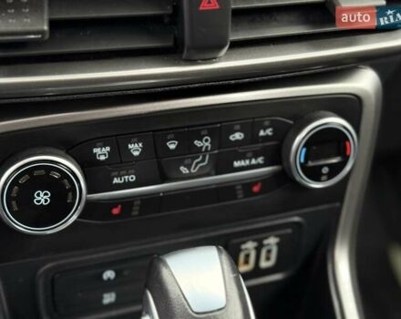 Сірий Форд Екоспорт, об'ємом двигуна 2 л та пробігом 114 тис. км за 11900 $, фото 33 на Automoto.ua