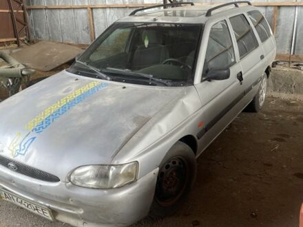 Форд Екоспорт 1997 у Баштанке на Automoto.ua Сірий Форд Екоспорт, об'ємом двигуна 1.4 л та пробігом 300 тис. км за 484 $, фото 1 на Automoto.ua