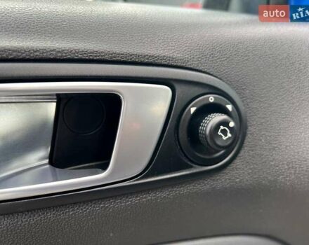 Синий Форд Экоспорт, объемом двигателя 1.5 л и пробегом 165 тыс. км за 10190 $, фото 15 на Automoto.ua