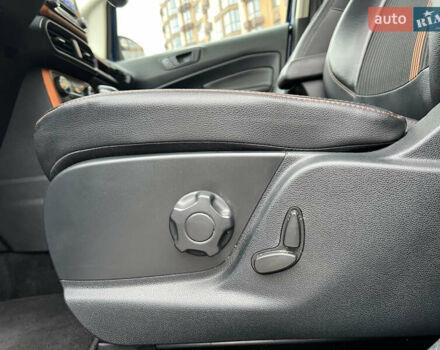 Синий Форд Экоспорт, объемом двигателя 2 л и пробегом 78 тыс. км за 11900 $, фото 42 на Automoto.ua