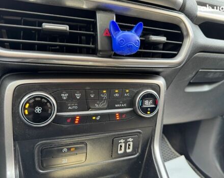 Синій Форд Екоспорт, об'ємом двигуна 1 л та пробігом 61 тис. км за 10990 $, фото 26 на Automoto.ua