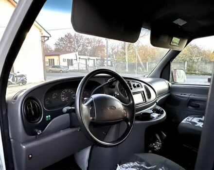 Белый Форд Эколайн, объемом двигателя 4.6 л и пробегом 10 тыс. км за 14000 $, фото 3 на Automoto.ua